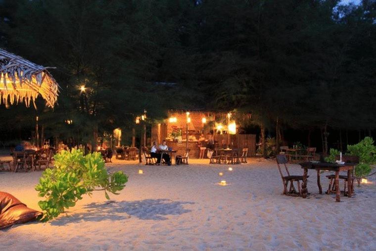 หาปลา บีช คอทเทจ Hotel Koh Kho Khao Island ภายนอก รูปภาพ