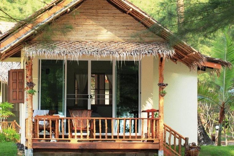 หาปลา บีช คอทเทจ Hotel Koh Kho Khao Island ภายนอก รูปภาพ