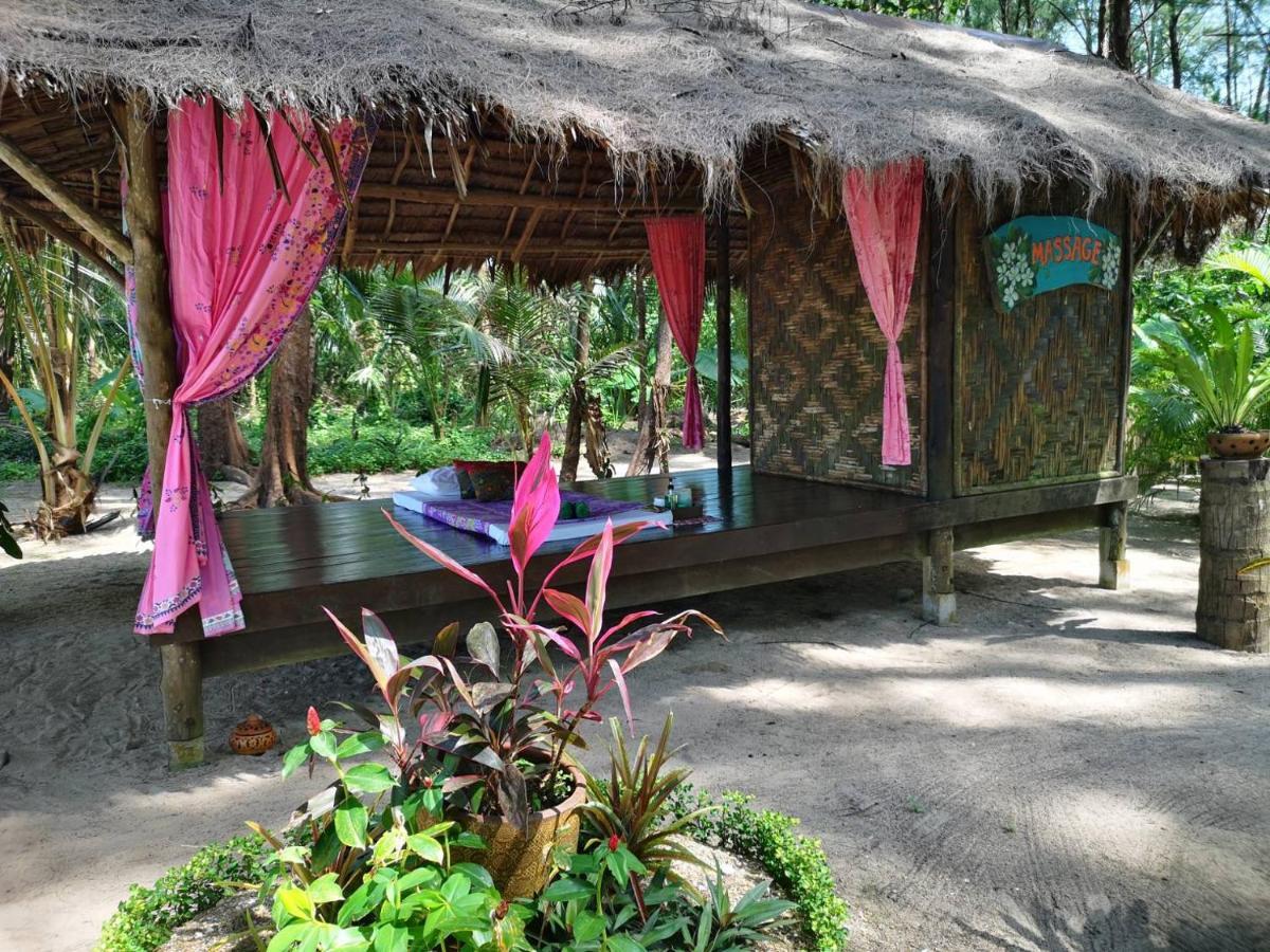 หาปลา บีช คอทเทจ Hotel Koh Kho Khao Island ภายนอก รูปภาพ