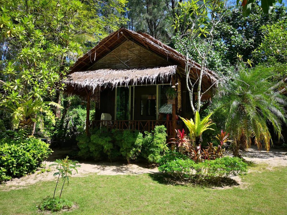 หาปลา บีช คอทเทจ Hotel Koh Kho Khao Island ภายนอก รูปภาพ
