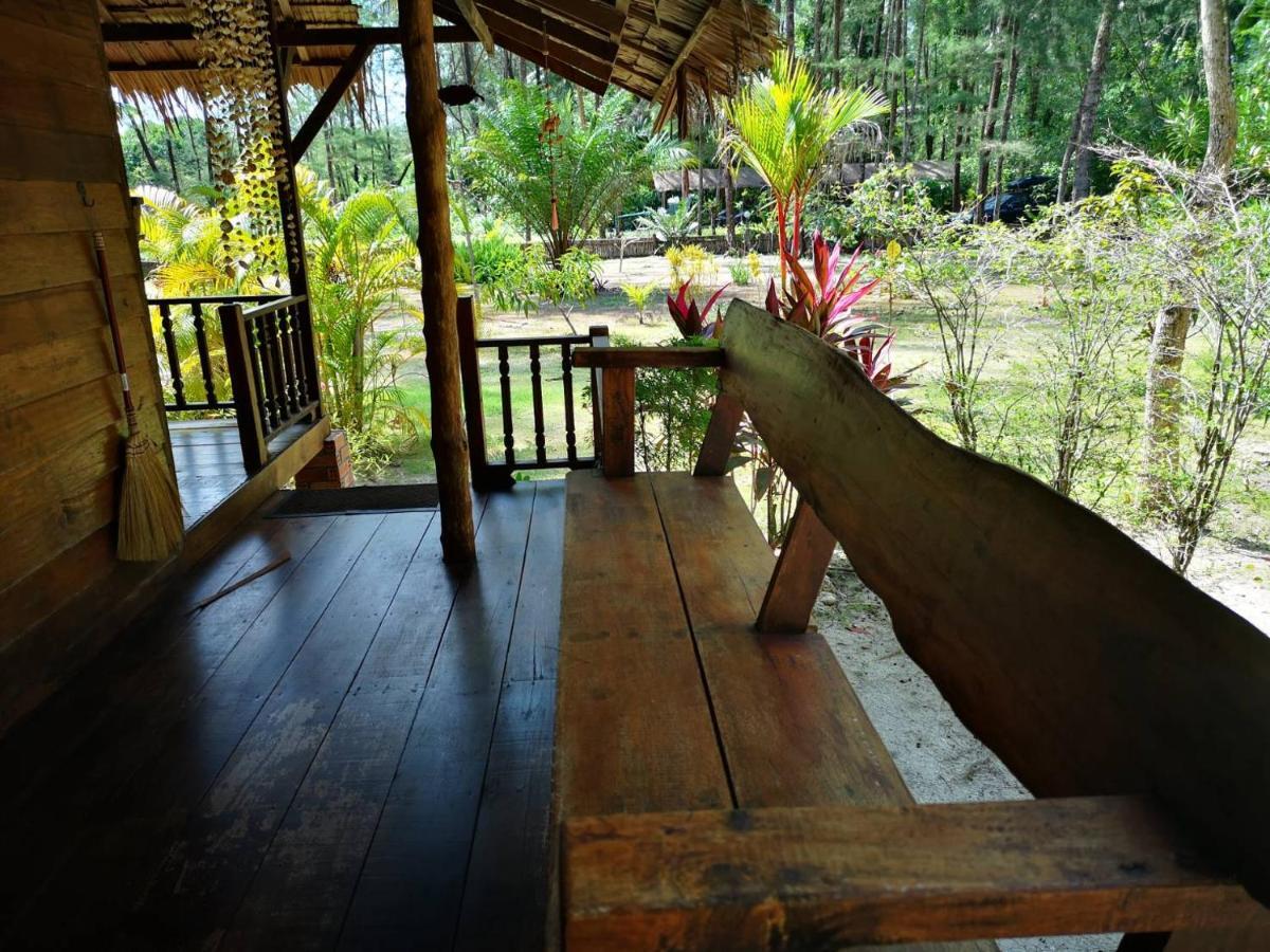 หาปลา บีช คอทเทจ Hotel Koh Kho Khao Island ภายนอก รูปภาพ